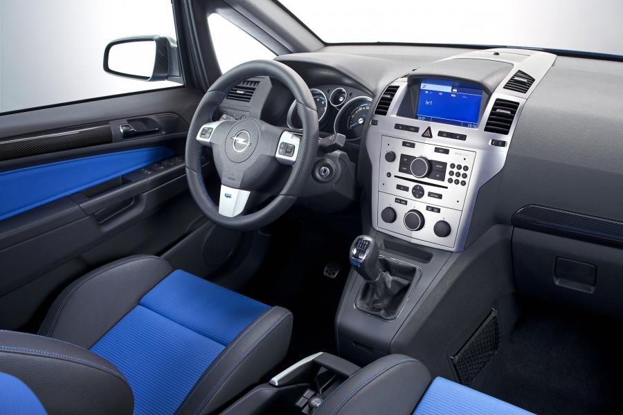  Opel Zafira OPC 2006 года  (фото 9 из 28)